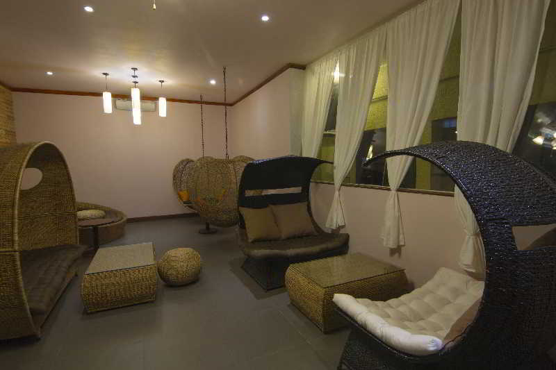 Eman Bkk Hotel Phnom Penh Extérieur photo