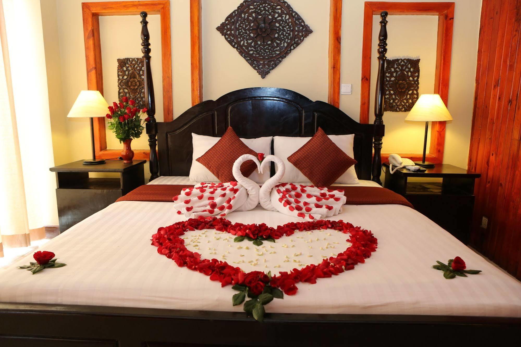 Eman Bkk Hotel Phnom Penh Extérieur photo